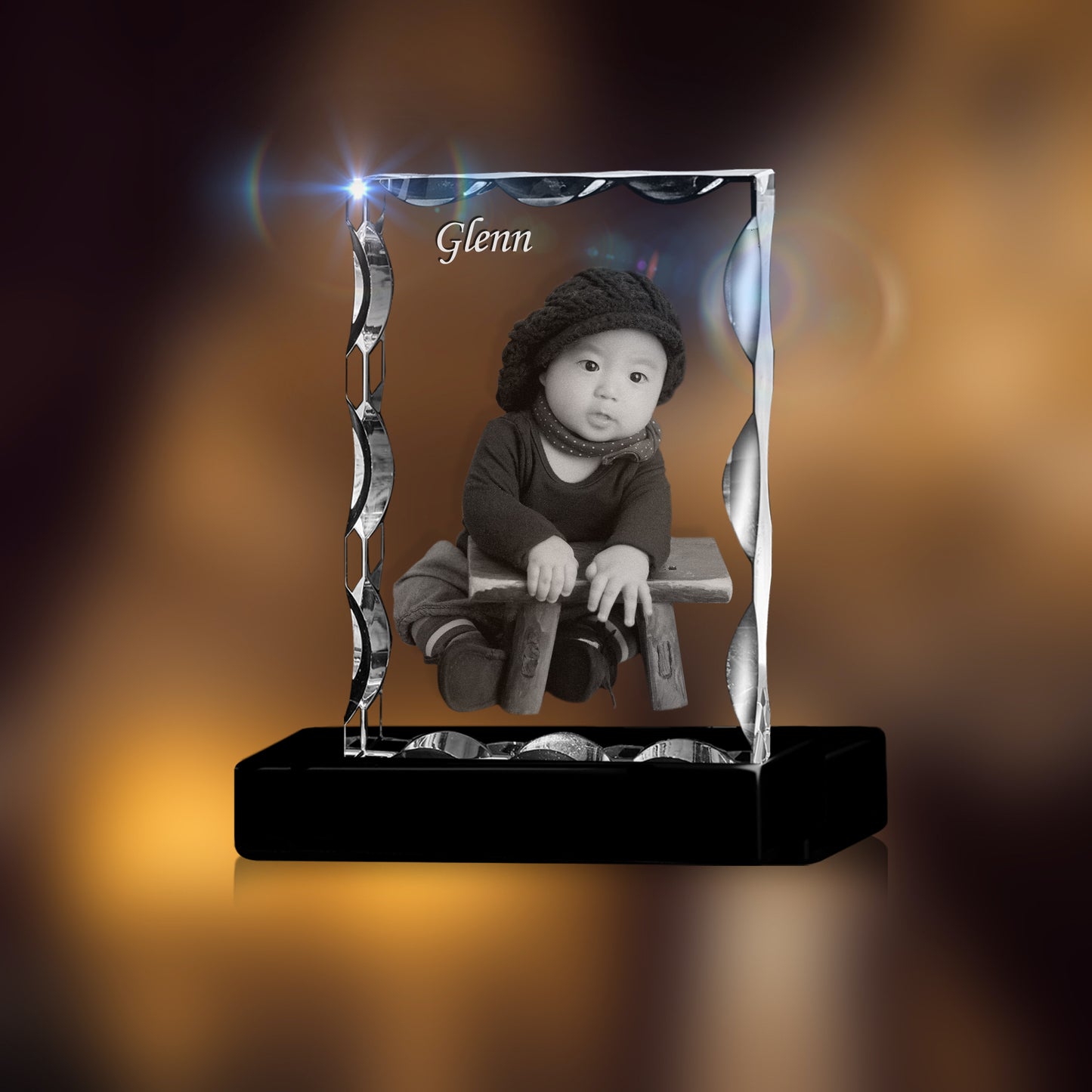 Serrated Frame 2D Crystal